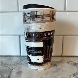 Starbucks Collectors 1912 Pike Street Traveler/12 fl Oz,